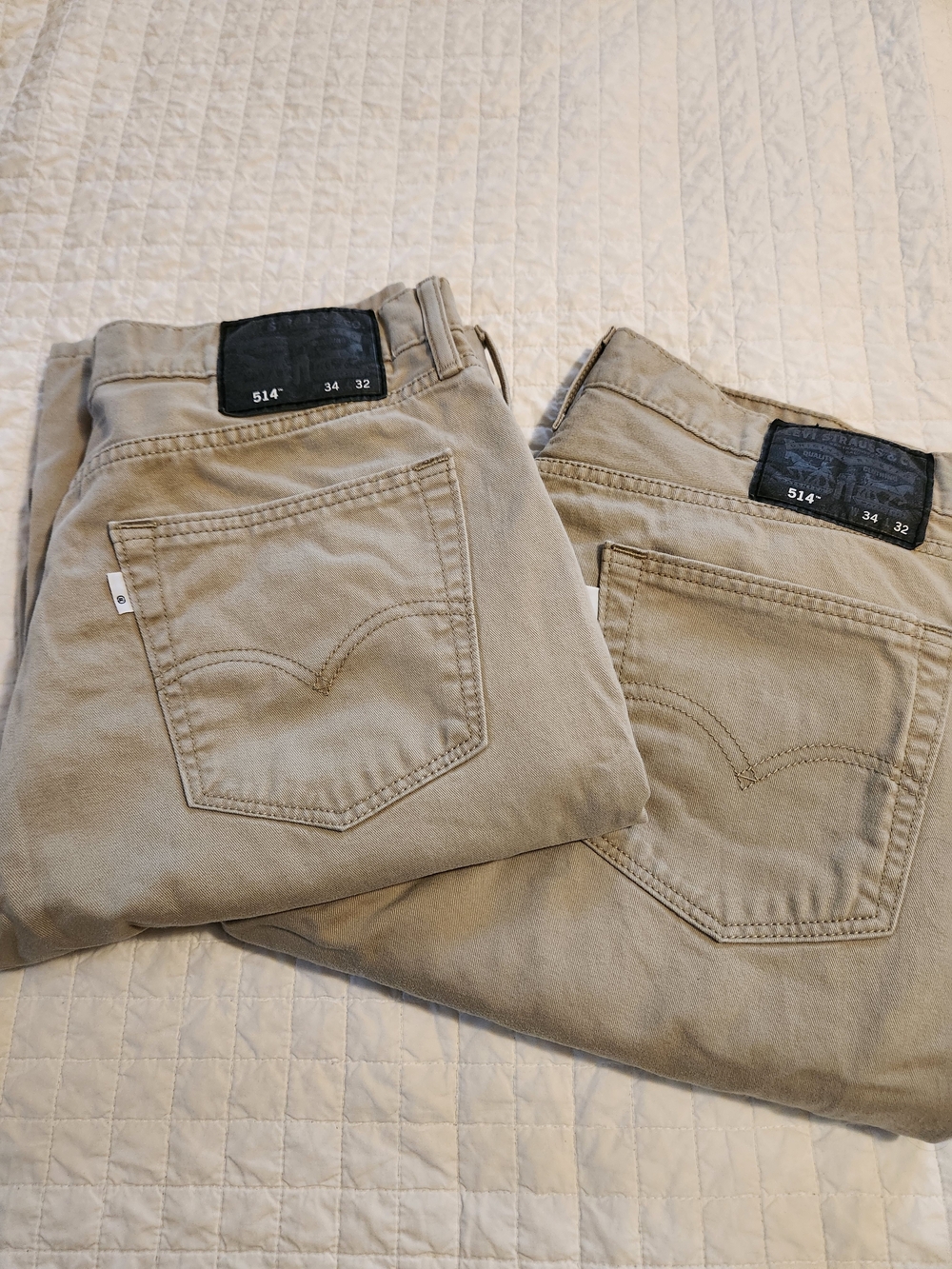 2 LOT pair Levi's 514 Straight Fit Men’s Jeans - Light Khaki SIZE 32